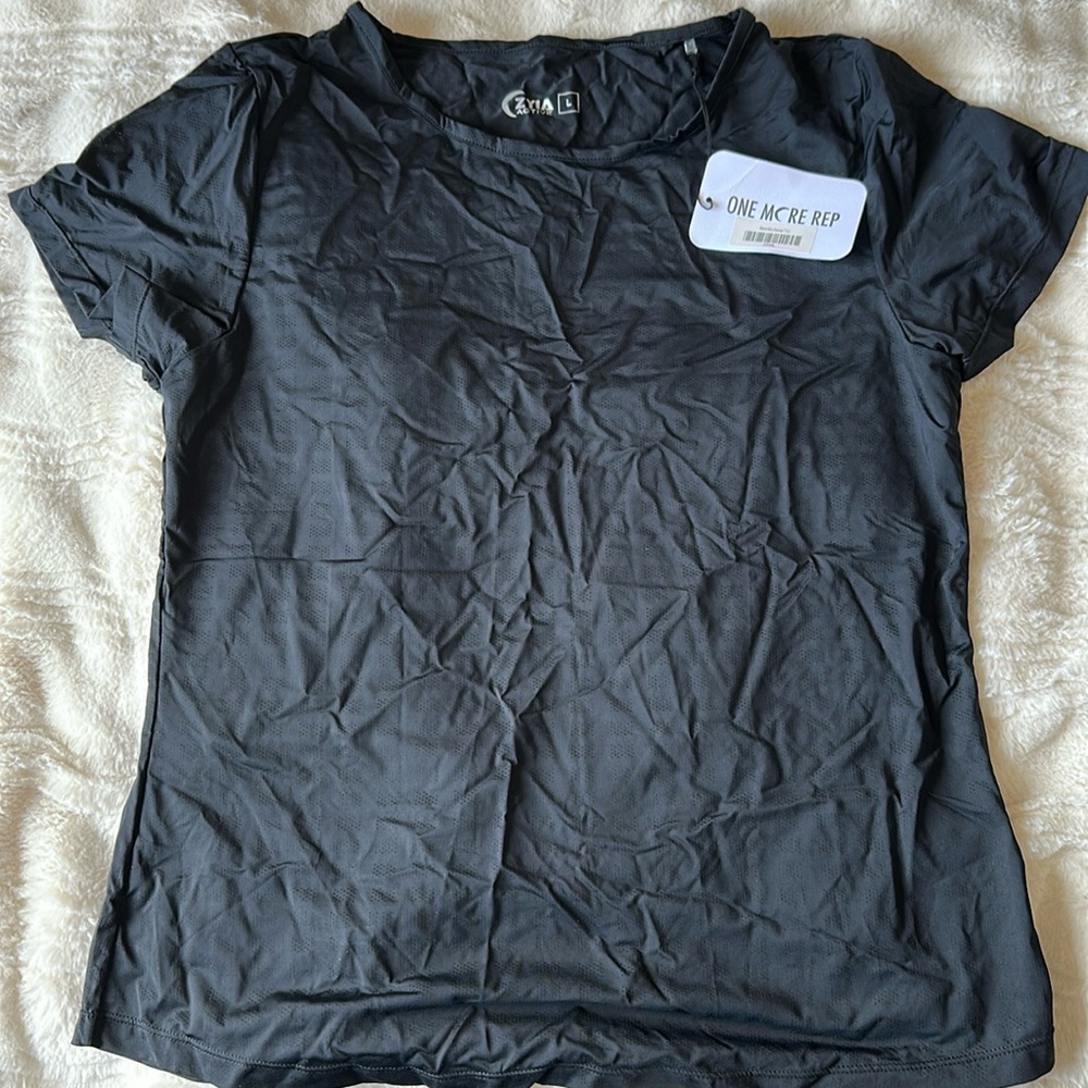 NWT and bag ZYIA black tee